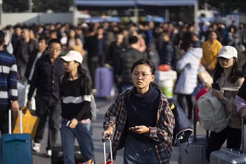 上海最新返城，城市复苏与人口流动的新常态