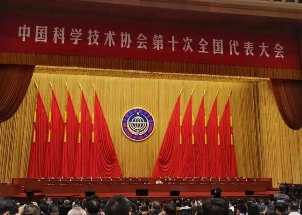疫情钟南山最新判断，科学防控，共筑健康防线